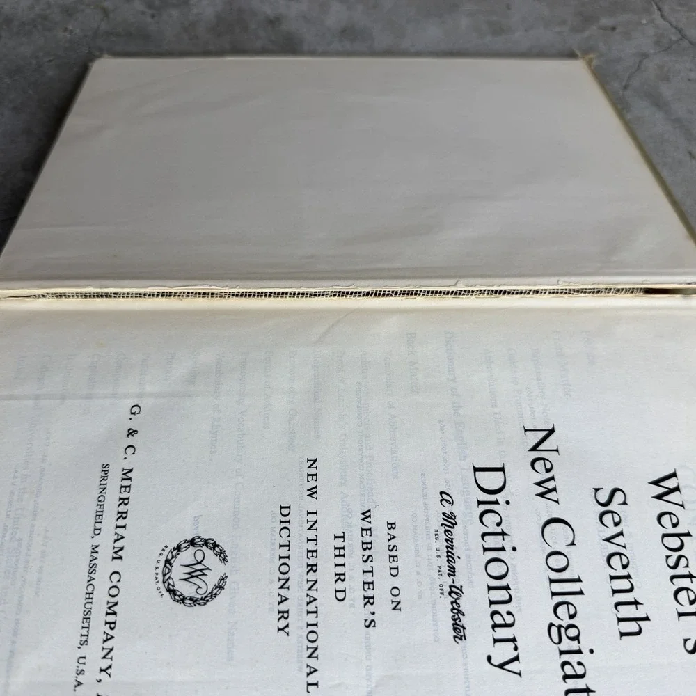 Webster's Seventh New Collegiate Dictionary 1965 Vintage
